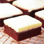 brownie red velvet thumb